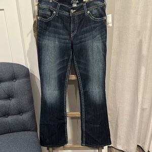 Silver Jeans Women's Boot Cut in Dark Blue